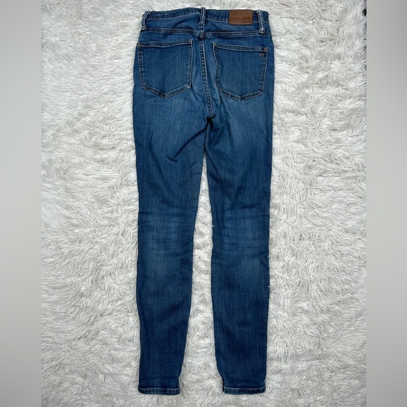 Madewell 10" High-Rise Skinny Jeans in Danny Wash TENCEL Denim Edition -  26x28 - Picture 5 of 12